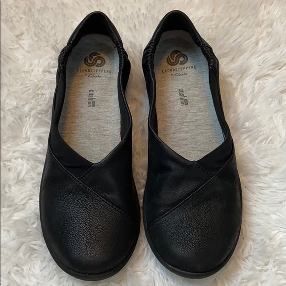 clarks cloudsteppers black
